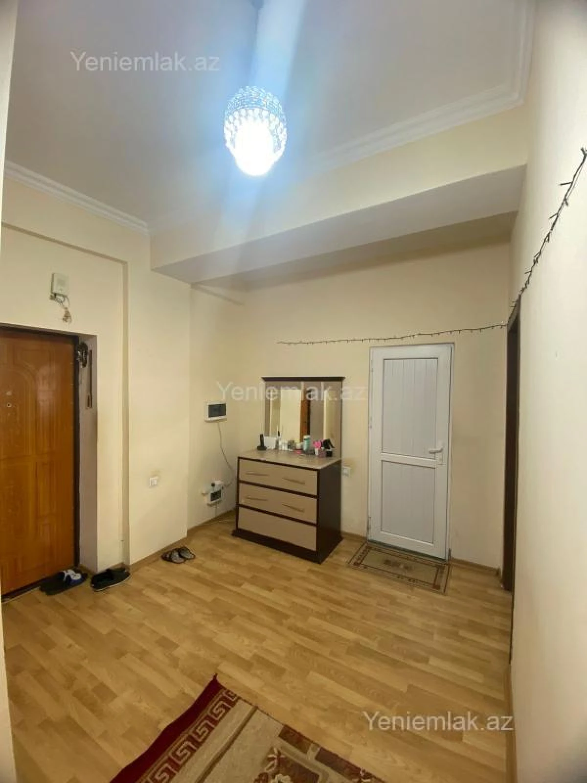 Satılır 2 otaqlı yeni tikili 115.6 m²