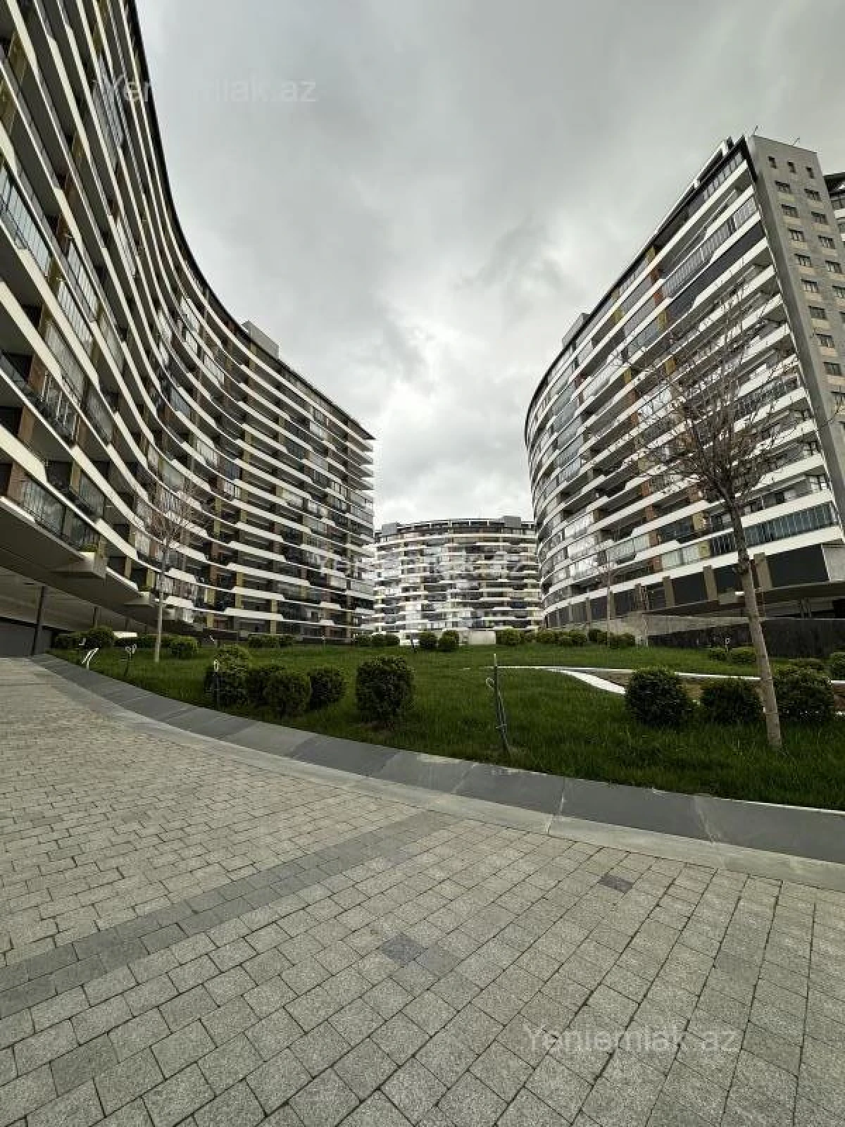 Satılır 3 otaqlı yeni tikili 113 m²