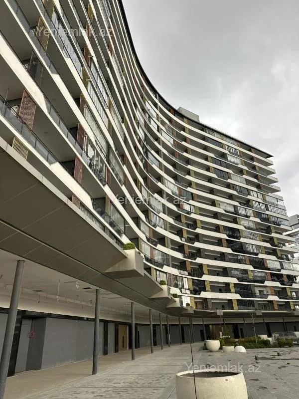 Satılır 3 otaqlı yeni tikili 113 m²