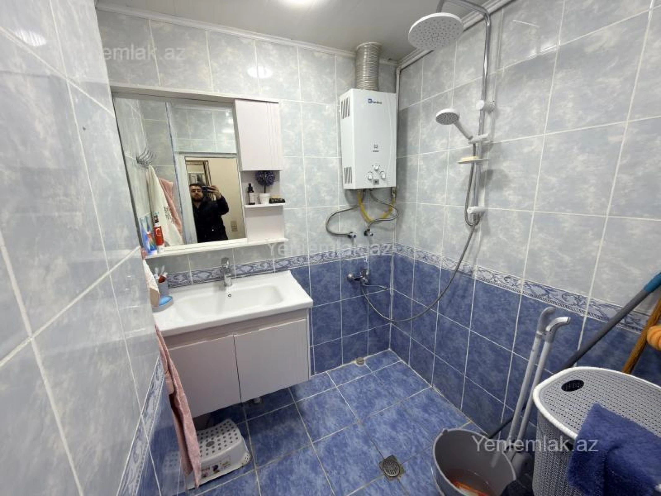 Satılır 2 otaqlı köhnə tikili 65 m²