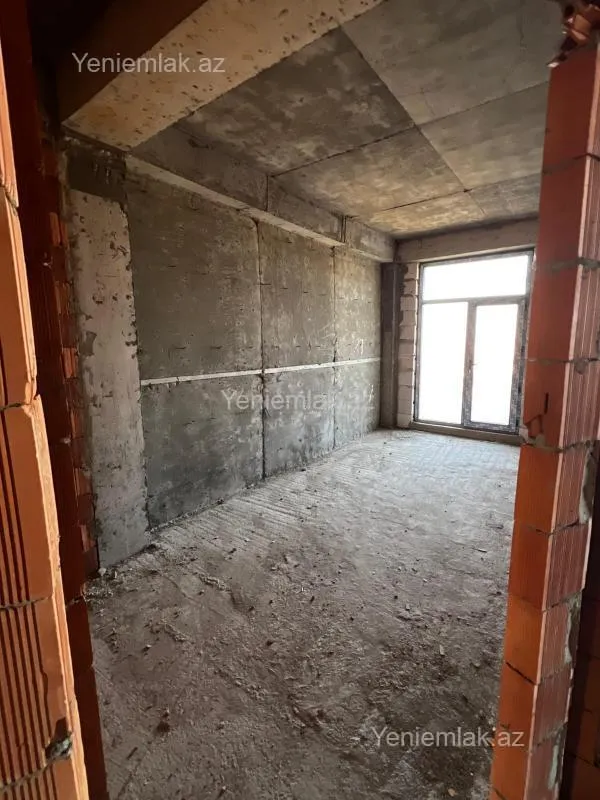 Satılır 3 otaqlı yeni tikili 120 m²