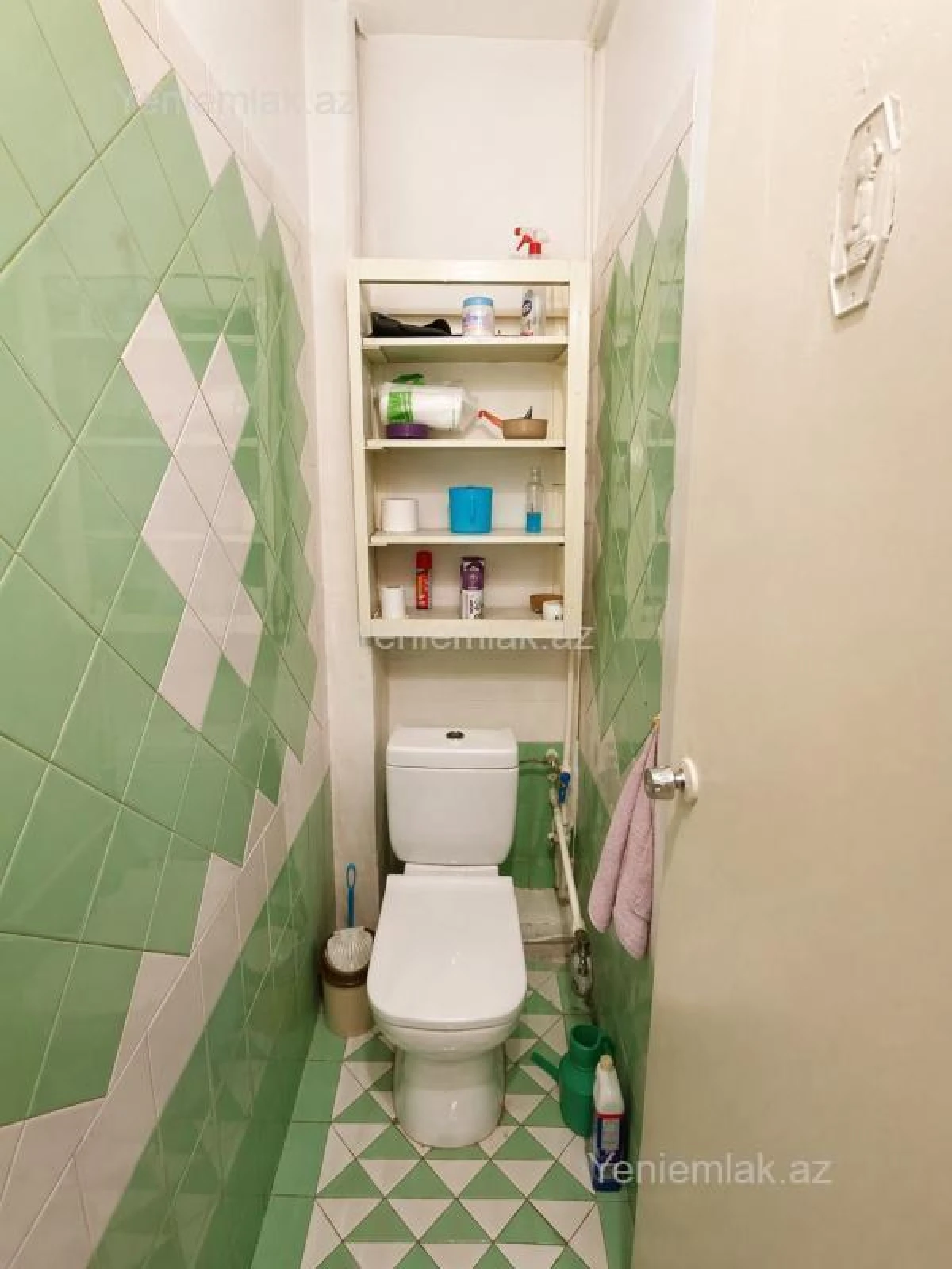 Satılır 3 otaqlı köhnə tikili 80 m²