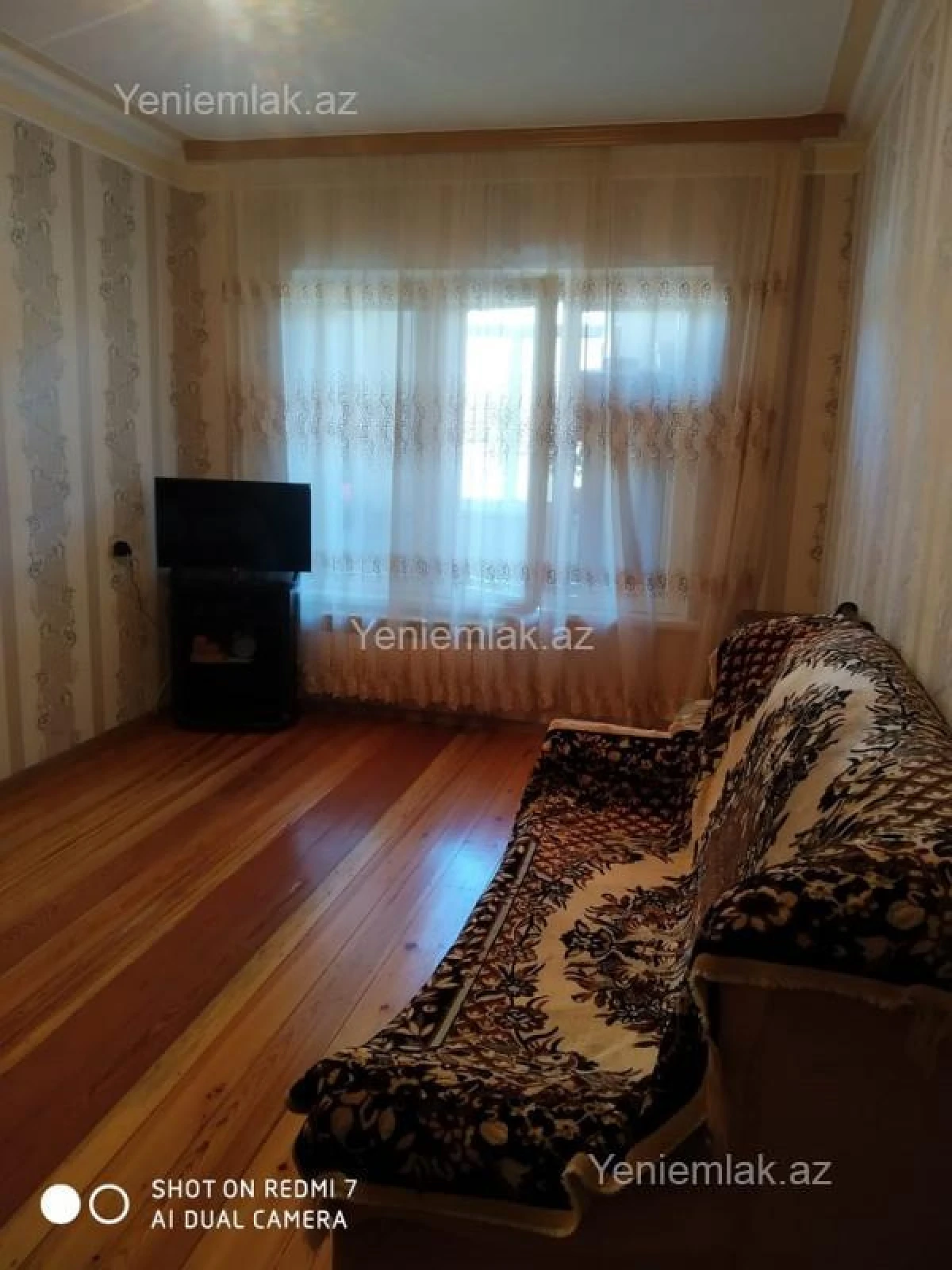 Satılır 2 otaqlı köhnə tikili 60 m²
