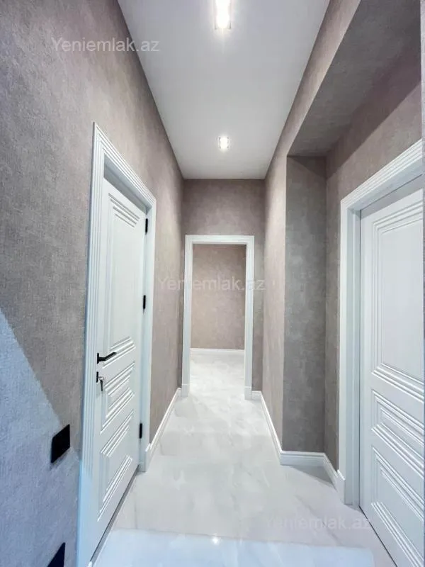 Satılır 3 otaqlı yeni tikili 165 m²