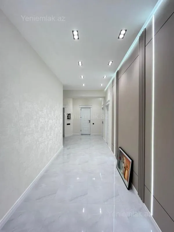 Satılır 3 otaqlı yeni tikili 165 m²
