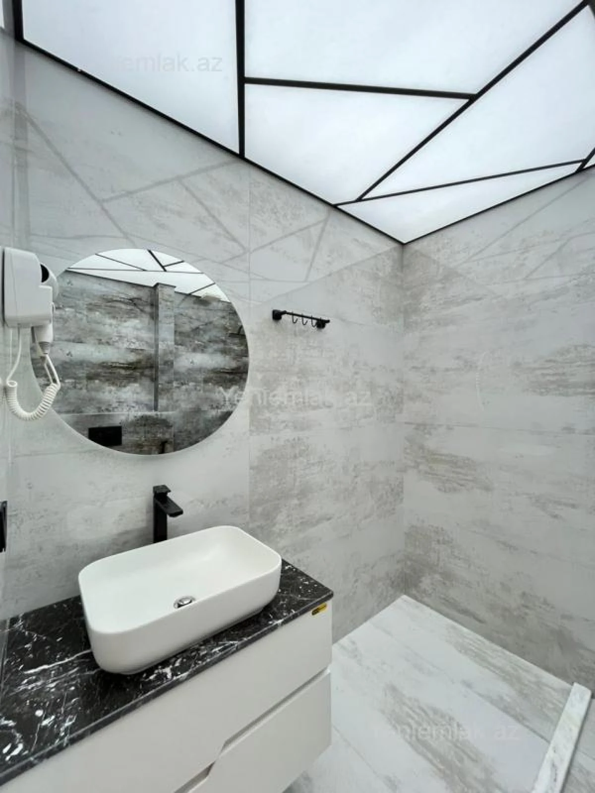 Satılır 3 otaqlı yeni tikili 165 m²