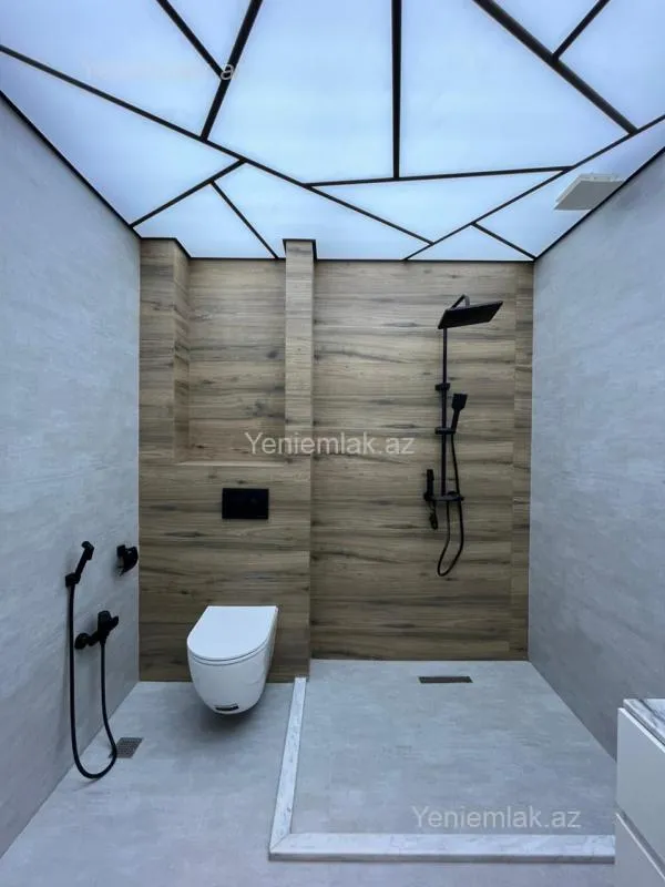 Satılır 3 otaqlı yeni tikili 165 m²