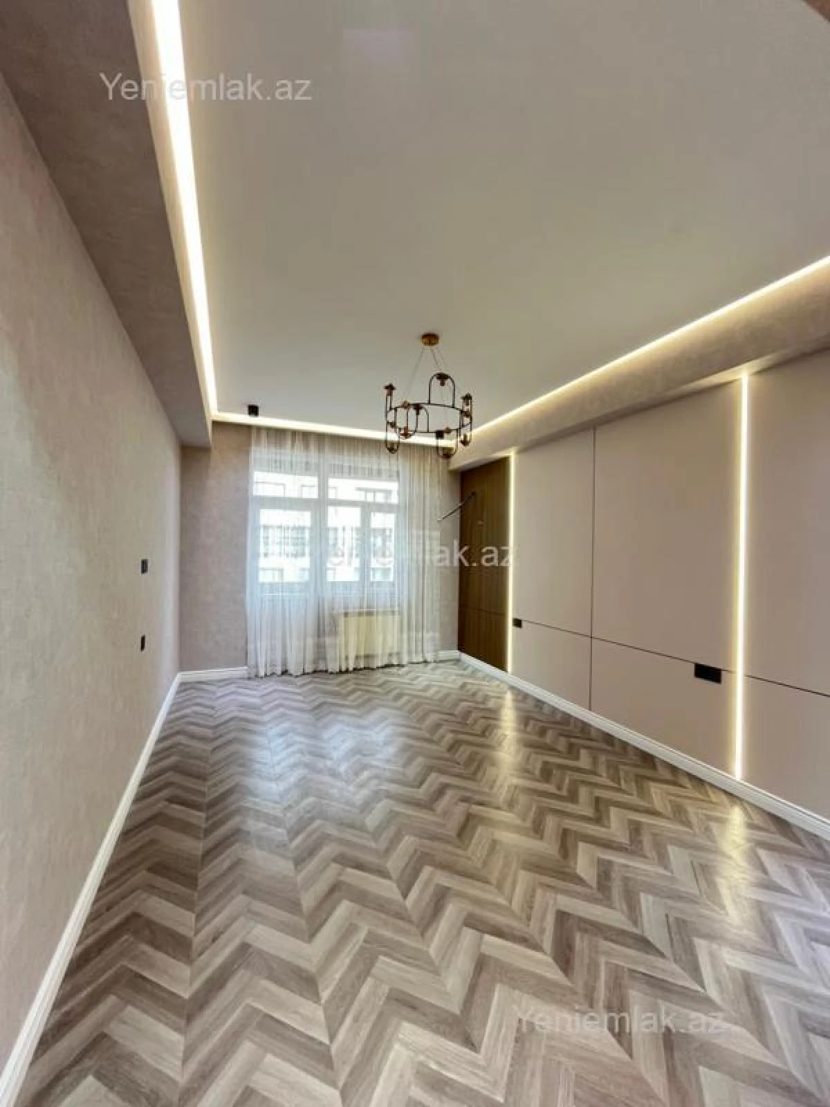 Satılır 3 otaqlı yeni tikili 165 m²
