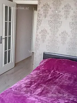 Satılır 1 otaqlı köhnə tikili 40 m²
