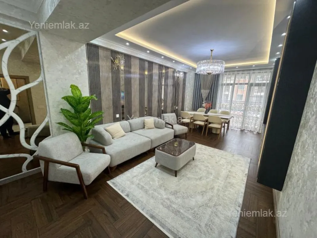 Satılır 3 otaqlı yeni tikili 127 m²
