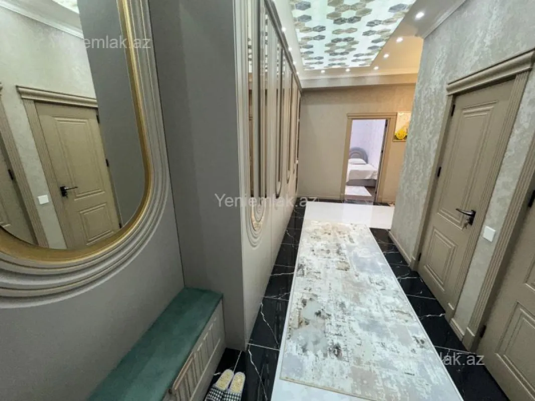 Satılır 3 otaqlı yeni tikili 127 m²