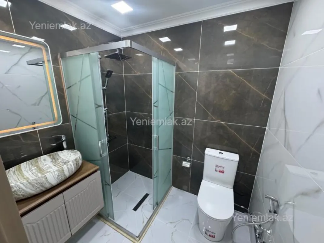 Satılır 3 otaqlı yeni tikili 127 m²