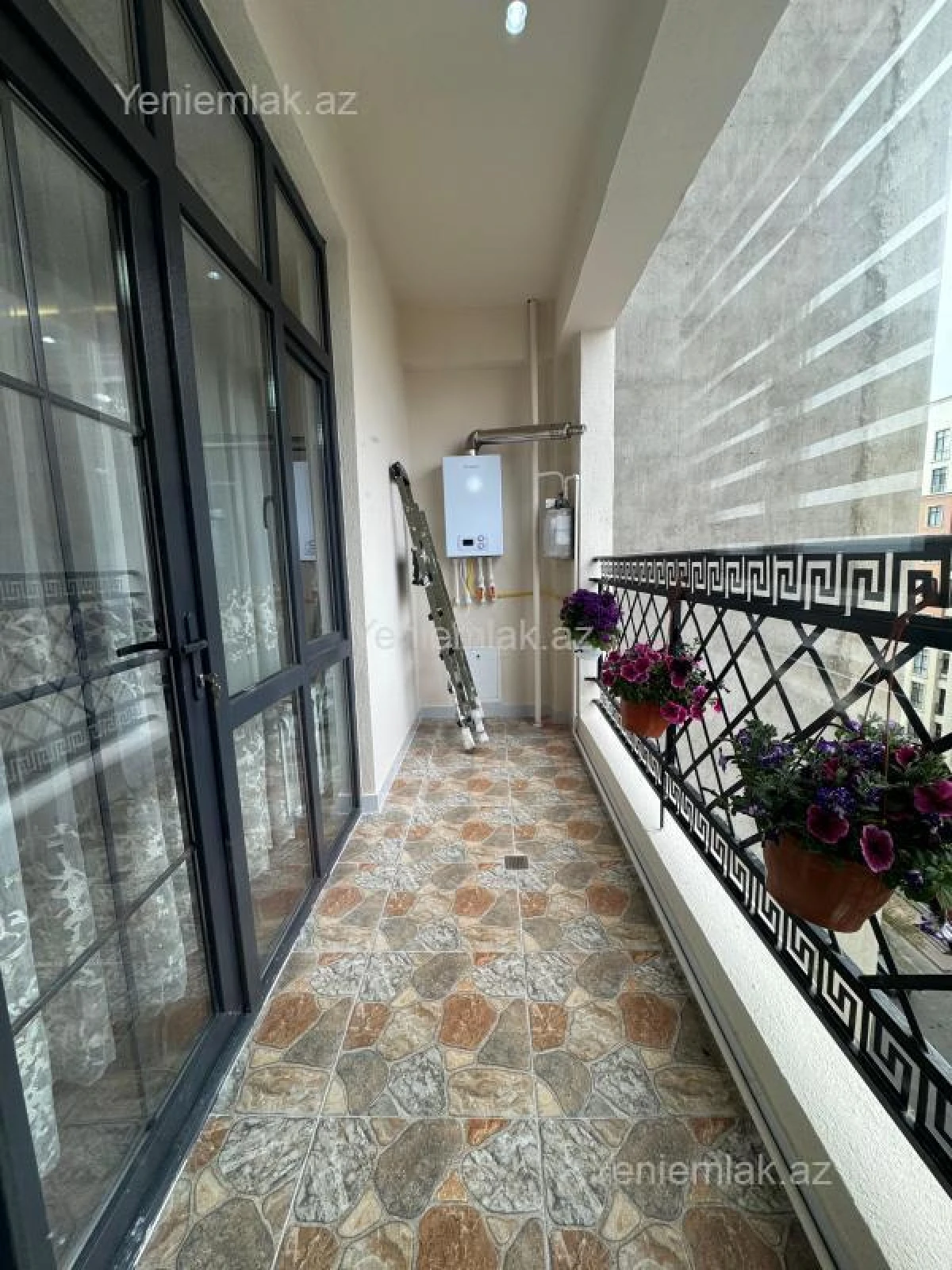 Satılır 3 otaqlı yeni tikili 127 m²