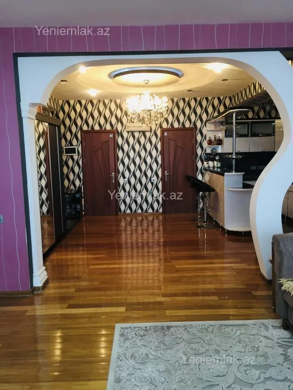 Satılır 3 otaqlı yeni tikili 109 m²