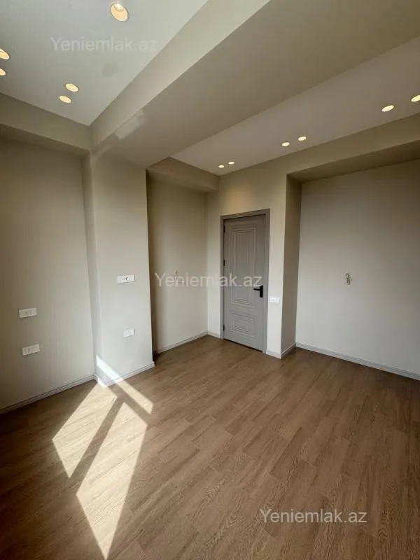 Satılır 3 otaqlı yeni tikili 104 m²