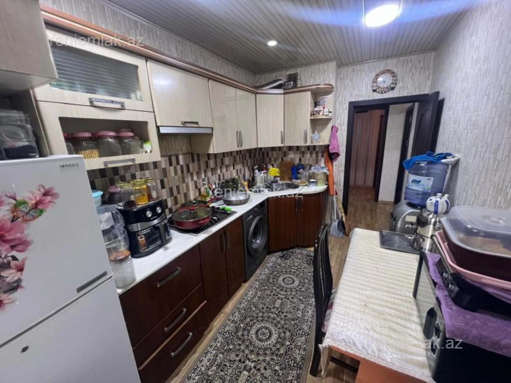 Satılır 4 otaqlı köhnə tikili 90 m²