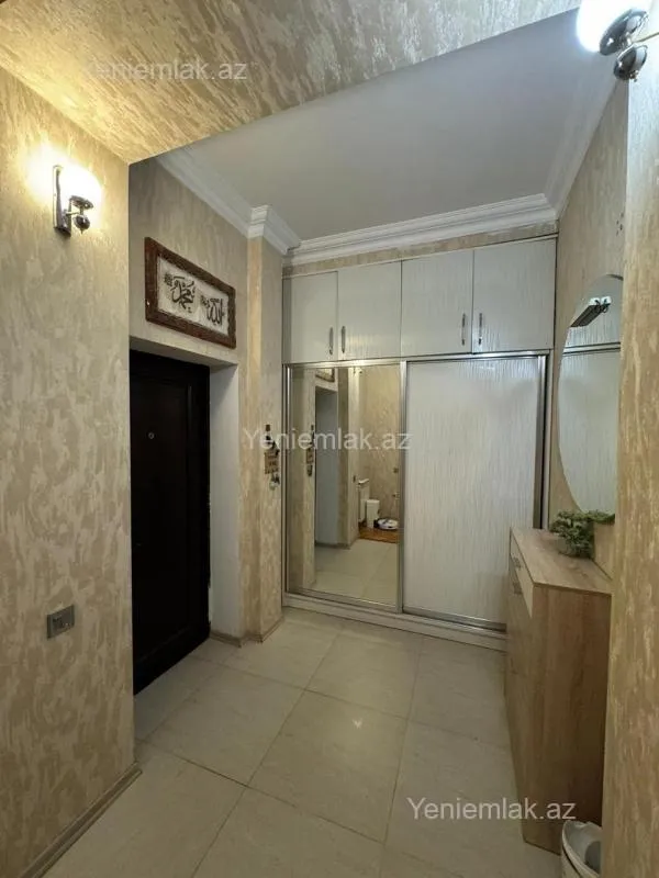 Satılır 2 otaqlı yeni tikili 82 m²