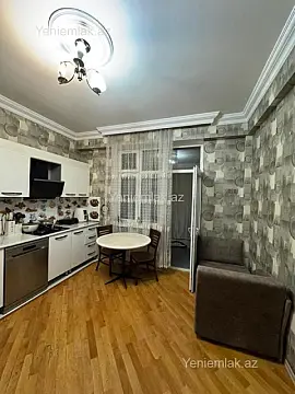 Satılır 2 otaqlı yeni tikili 82 m²