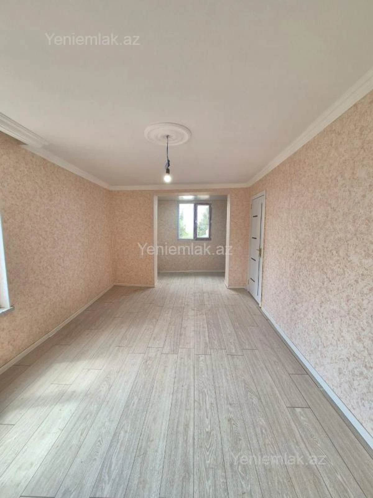 Satılır 1 otaqlı köhnə tikili 35 m²