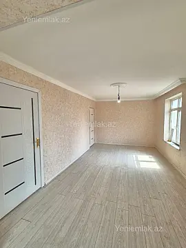 Satılır 1 otaqlı köhnə tikili 35 m²