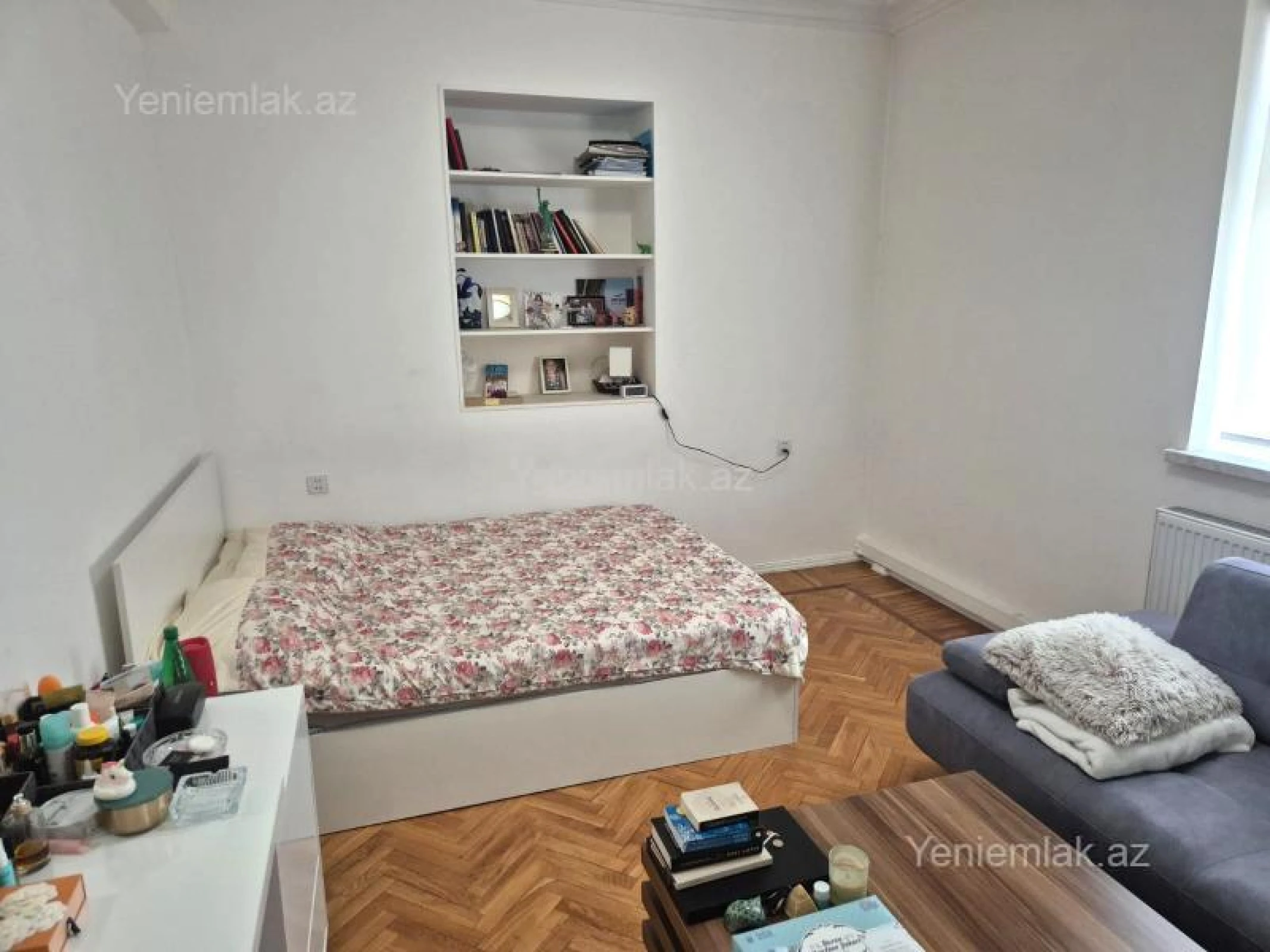 Satılır 3 otaqlı köhnə tikili 90 m²