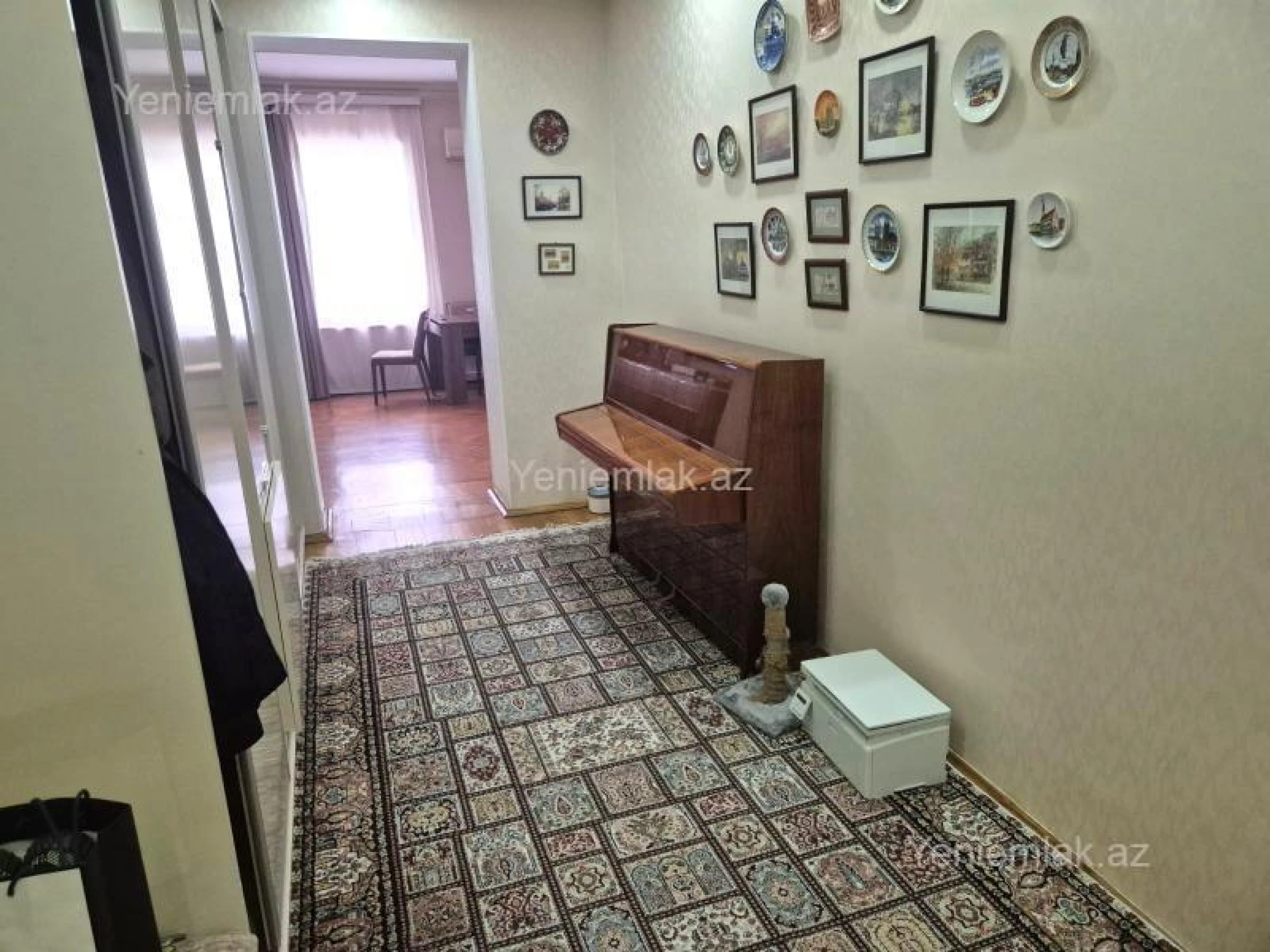 Satılır 3 otaqlı köhnə tikili 90 m²