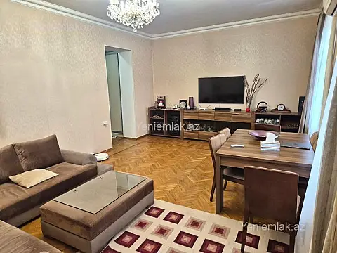 Satılır 3 otaqlı köhnə tikili 90 m² — Bakı, Nərimanov 3 otaq 90.00 m²