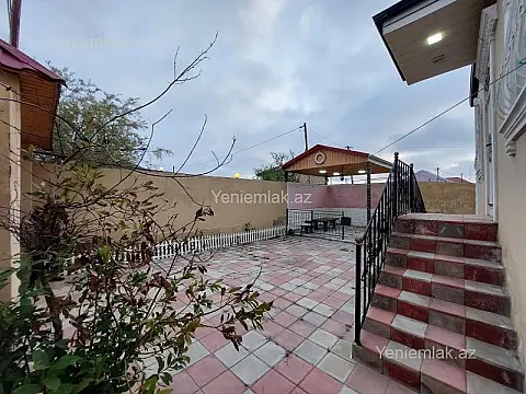 Satılır 3 otaqlı həyət evi 100 m²