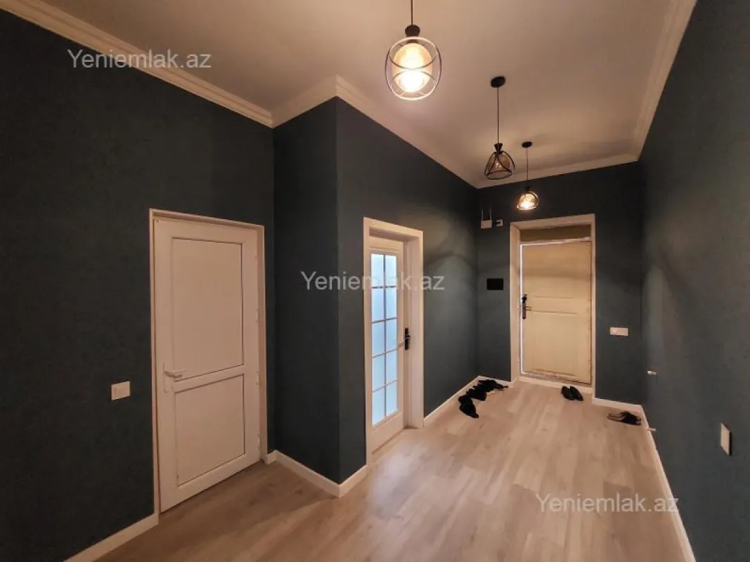 Satılır 3 otaqlı həyət evi 100 m²