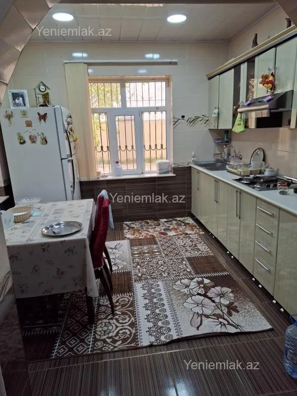 Satılır 4 otaqlı həyət evi 110 m²
