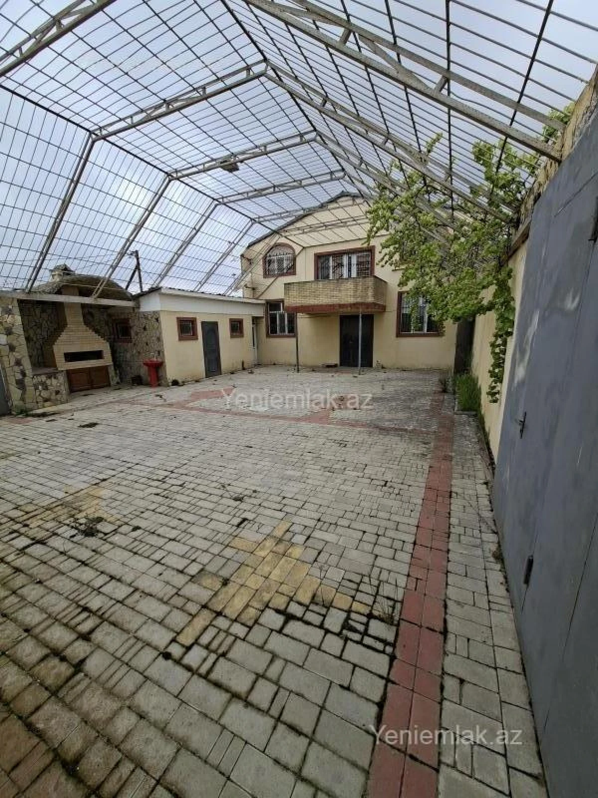 Satılır 4 otaqlı həyət evi 110 m²