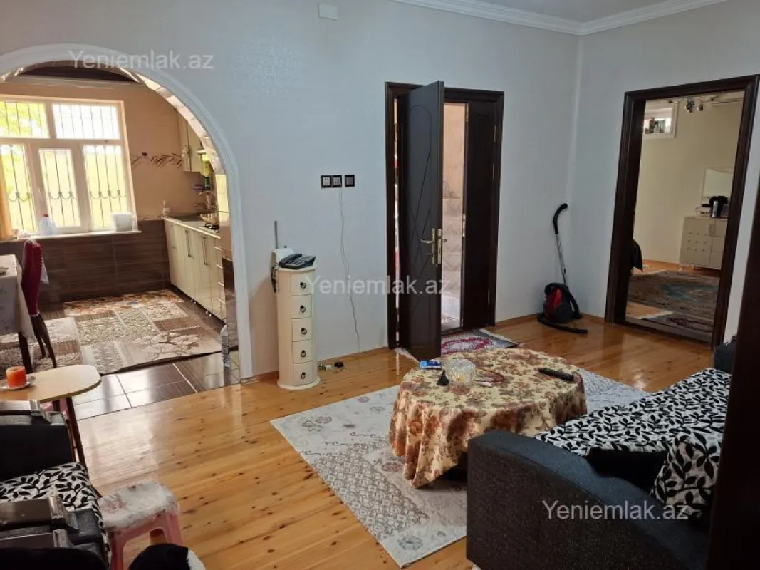 Satılır 4 otaqlı həyət evi 110 m²