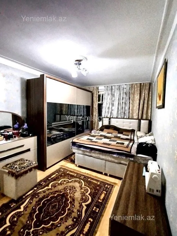 Satılır 2 otaqlı köhnə tikili 60 m²