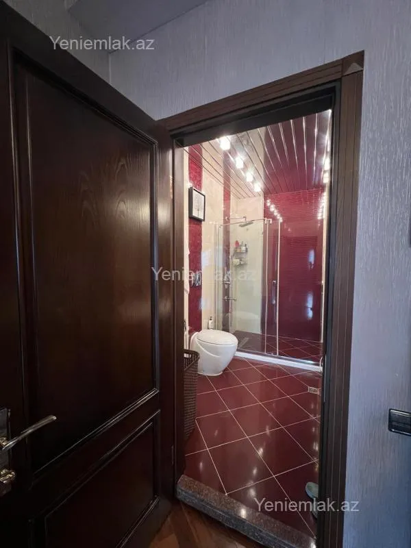 Satılır 4 otaqlı yeni tikili 220 m²