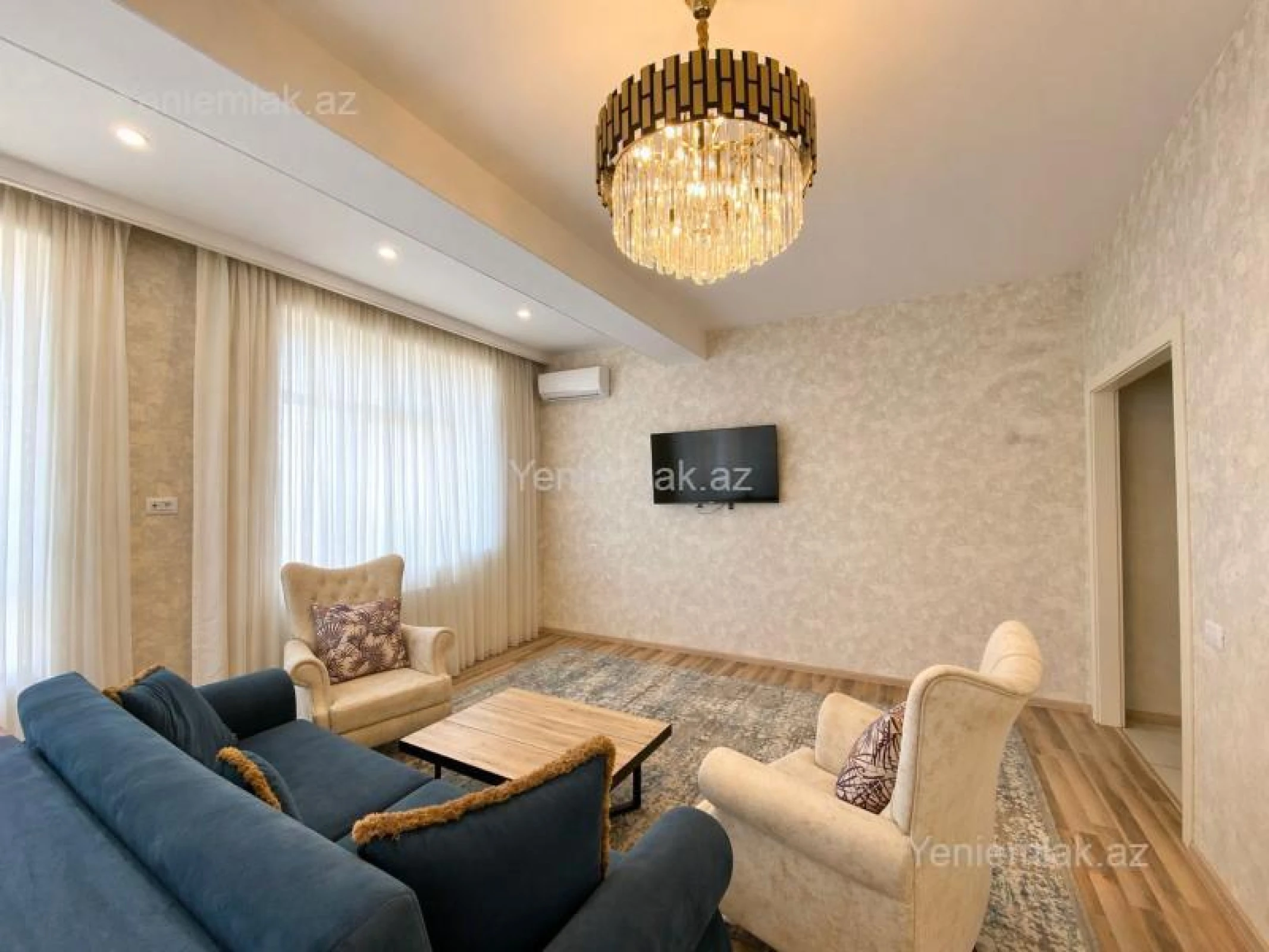 Satılır 4 otaqlı yeni tikili 160 m²