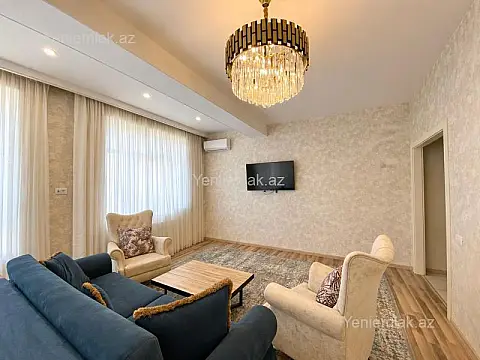 Satılır 4 otaqlı yeni tikili 160 m²