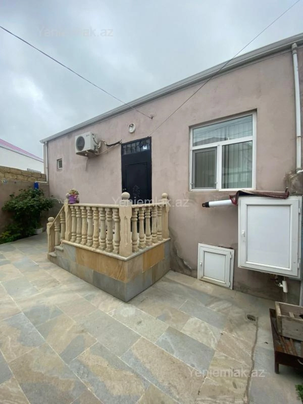 Satılır 2 otaqlı həyət evi 55 m²