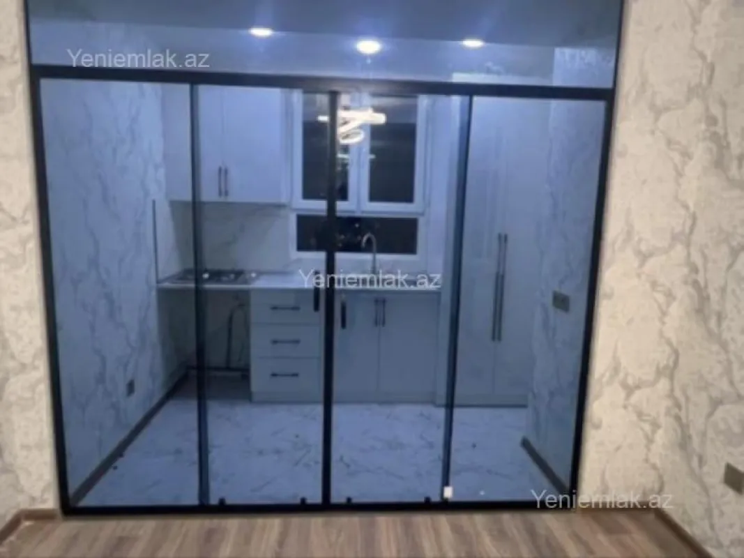Satılır 2 otaqlı köhnə tikili 40 m²