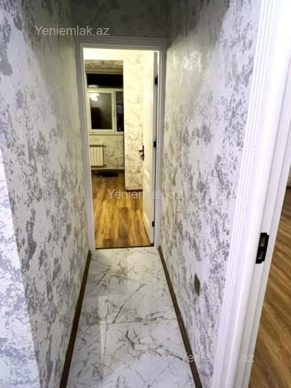 Satılır 2 otaqlı köhnə tikili 40 m²