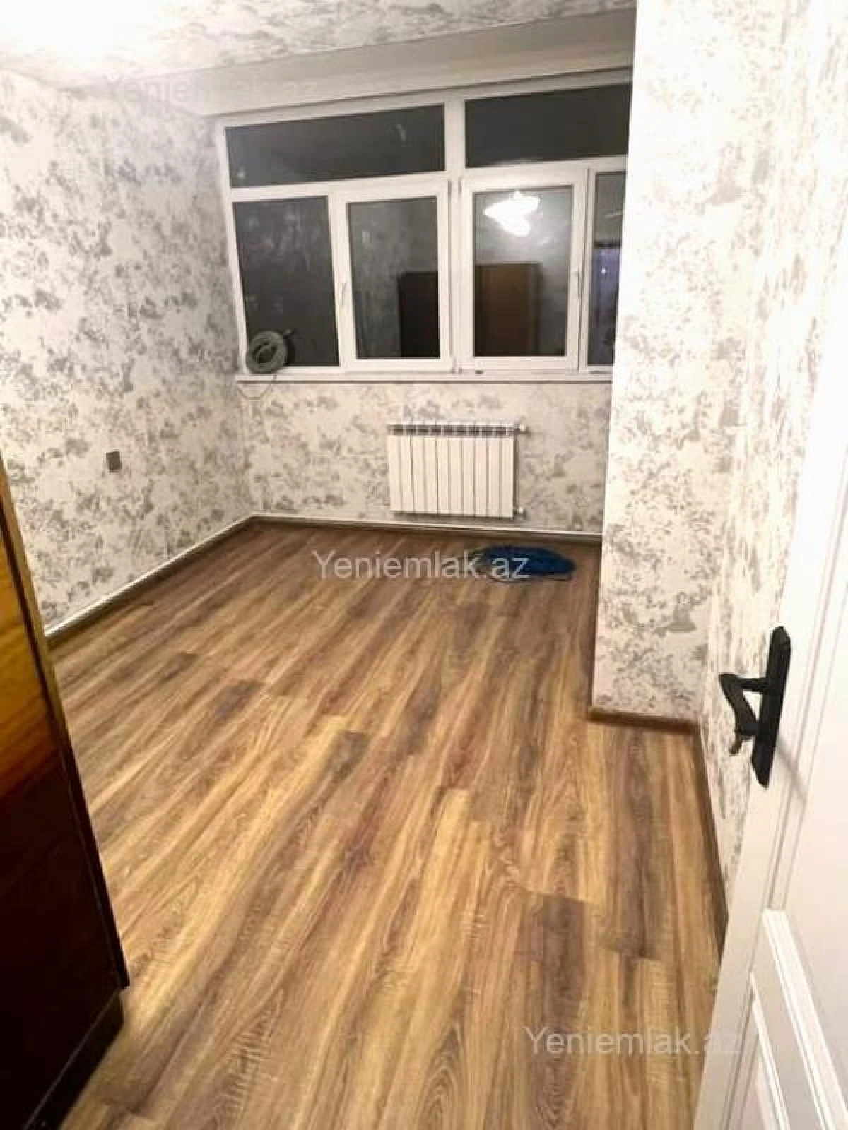 Satılır 2 otaqlı köhnə tikili 40 m²