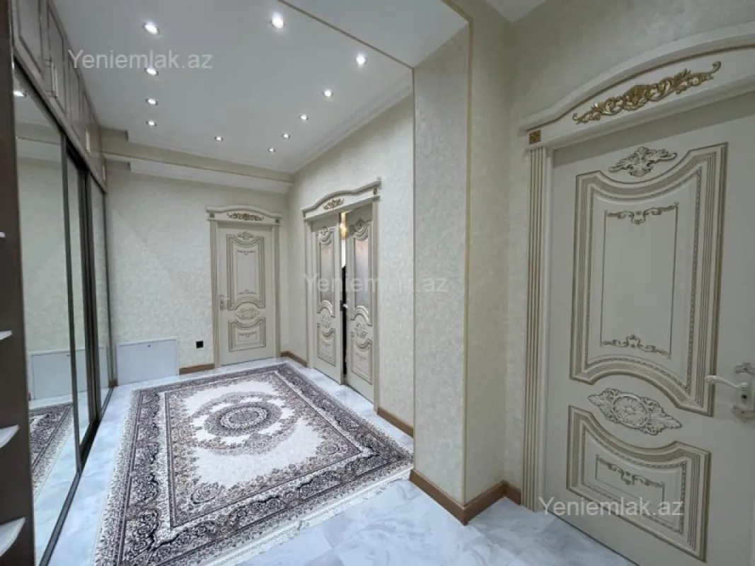 Satılır 3 otaqlı yeni tikili 142 m²