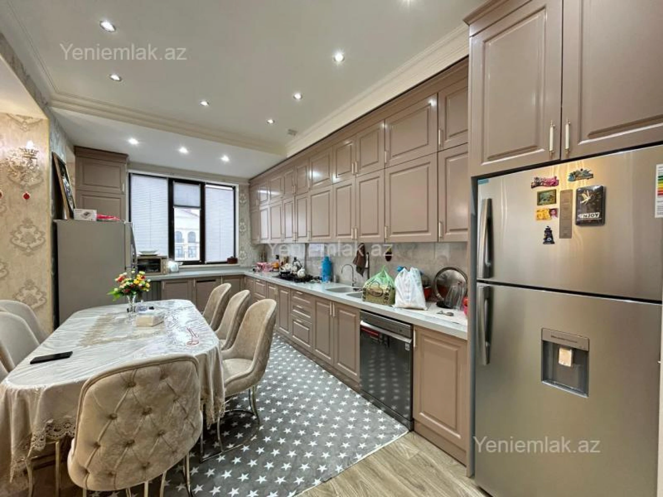 Satılır 3 otaqlı yeni tikili 142 m²