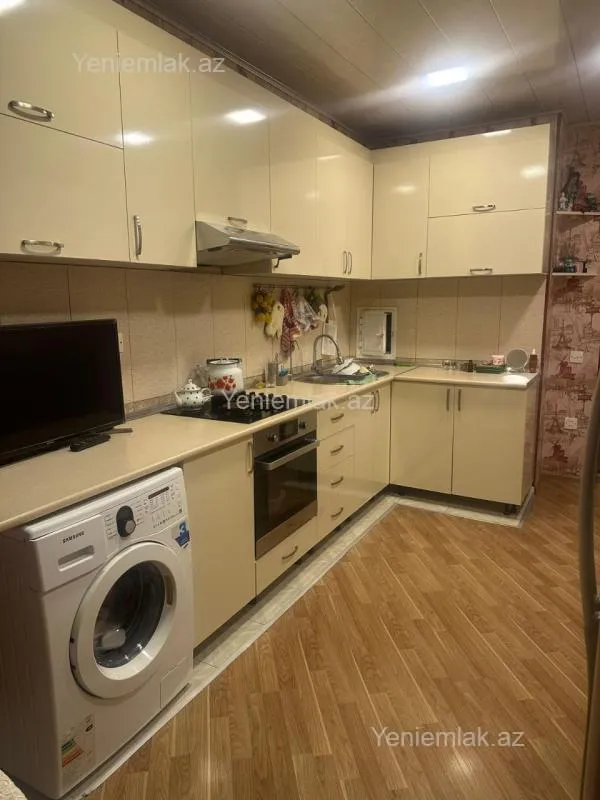 Satılır 3 otaqlı yeni tikili 98 m²