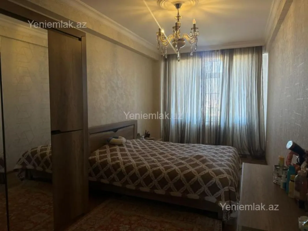 Satılır 3 otaqlı yeni tikili 98 m²