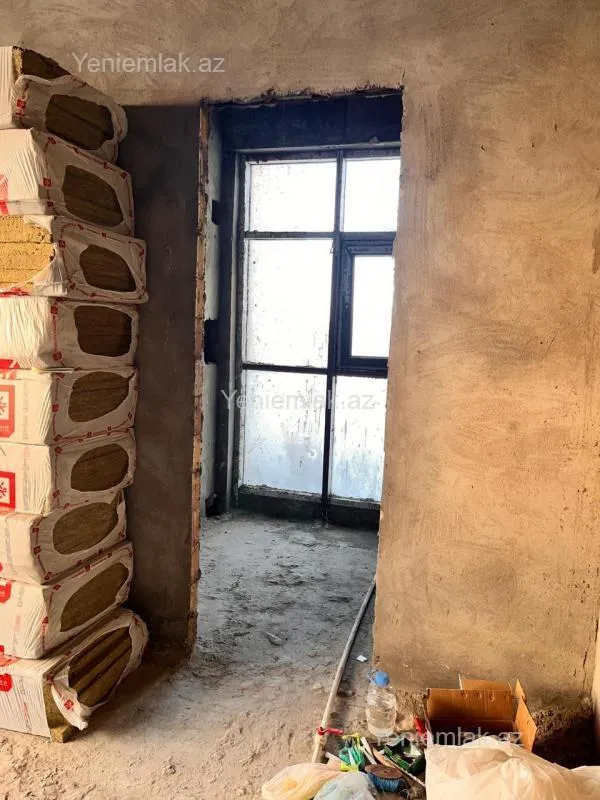 Satılır 3 otaqlı yeni tikili 210 m²