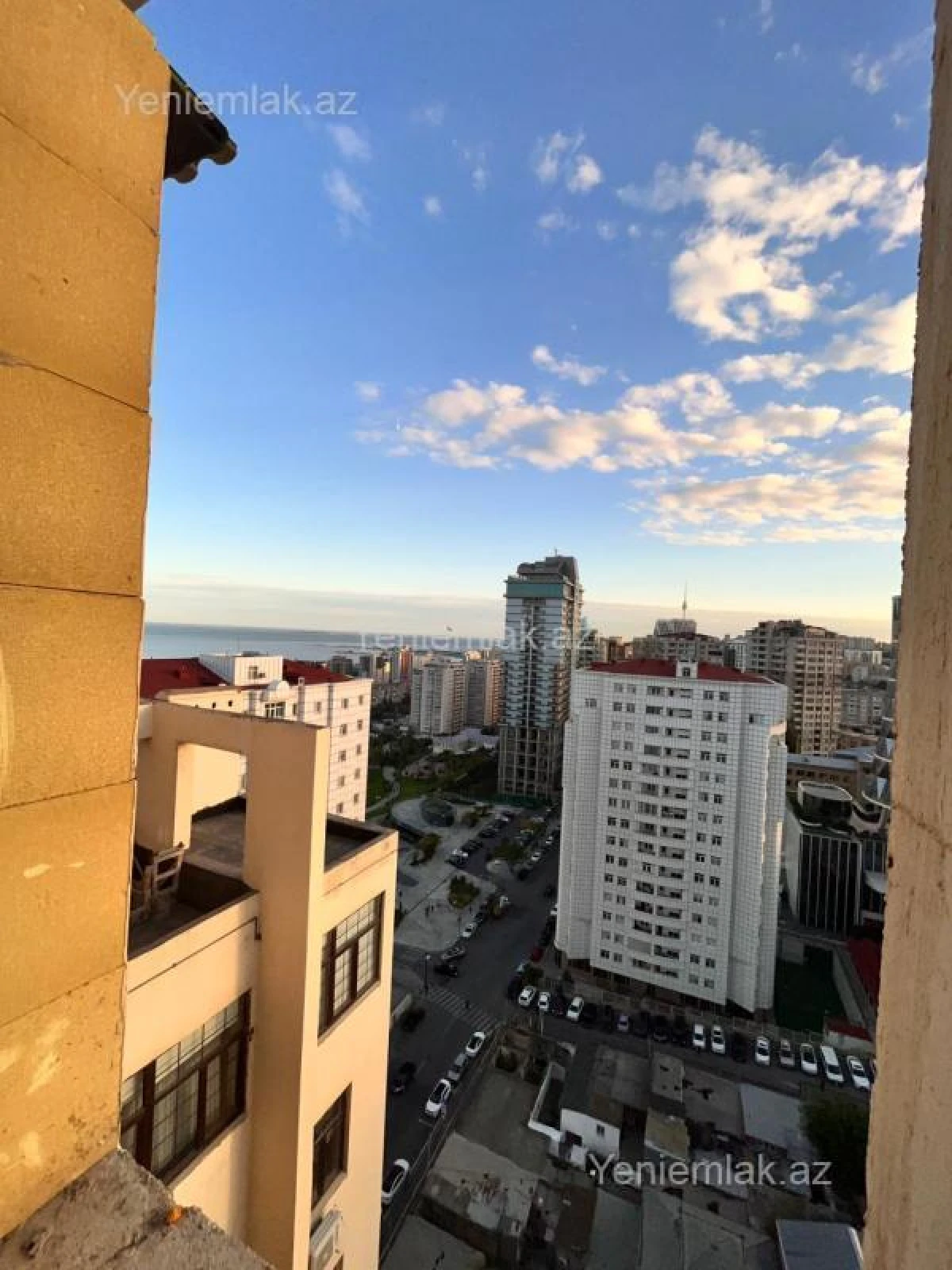 Satılır 3 otaqlı yeni tikili 210 m²