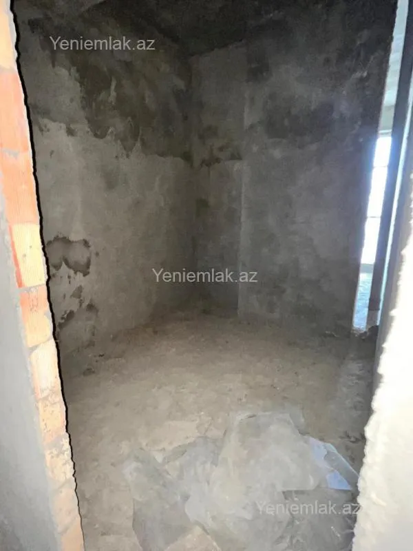 Satılır 3 otaqlı yeni tikili 210 m²