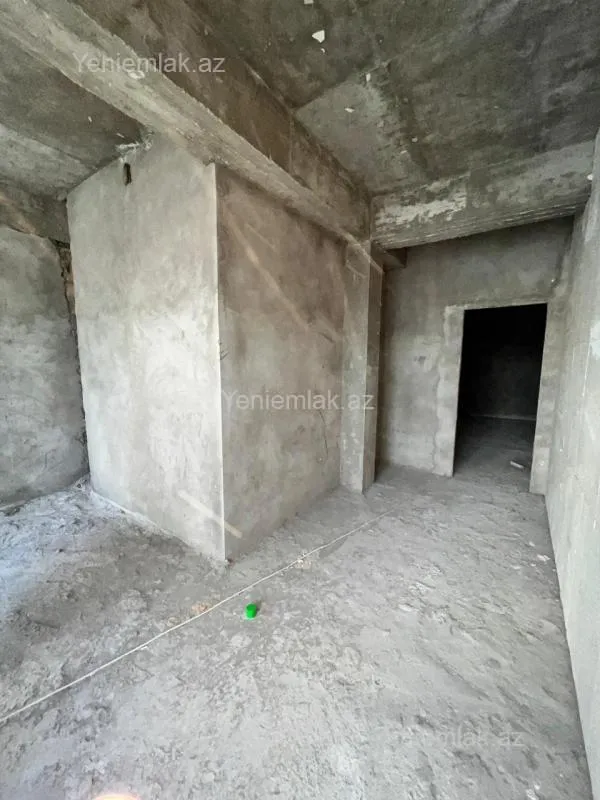 Satılır 3 otaqlı yeni tikili 210 m²