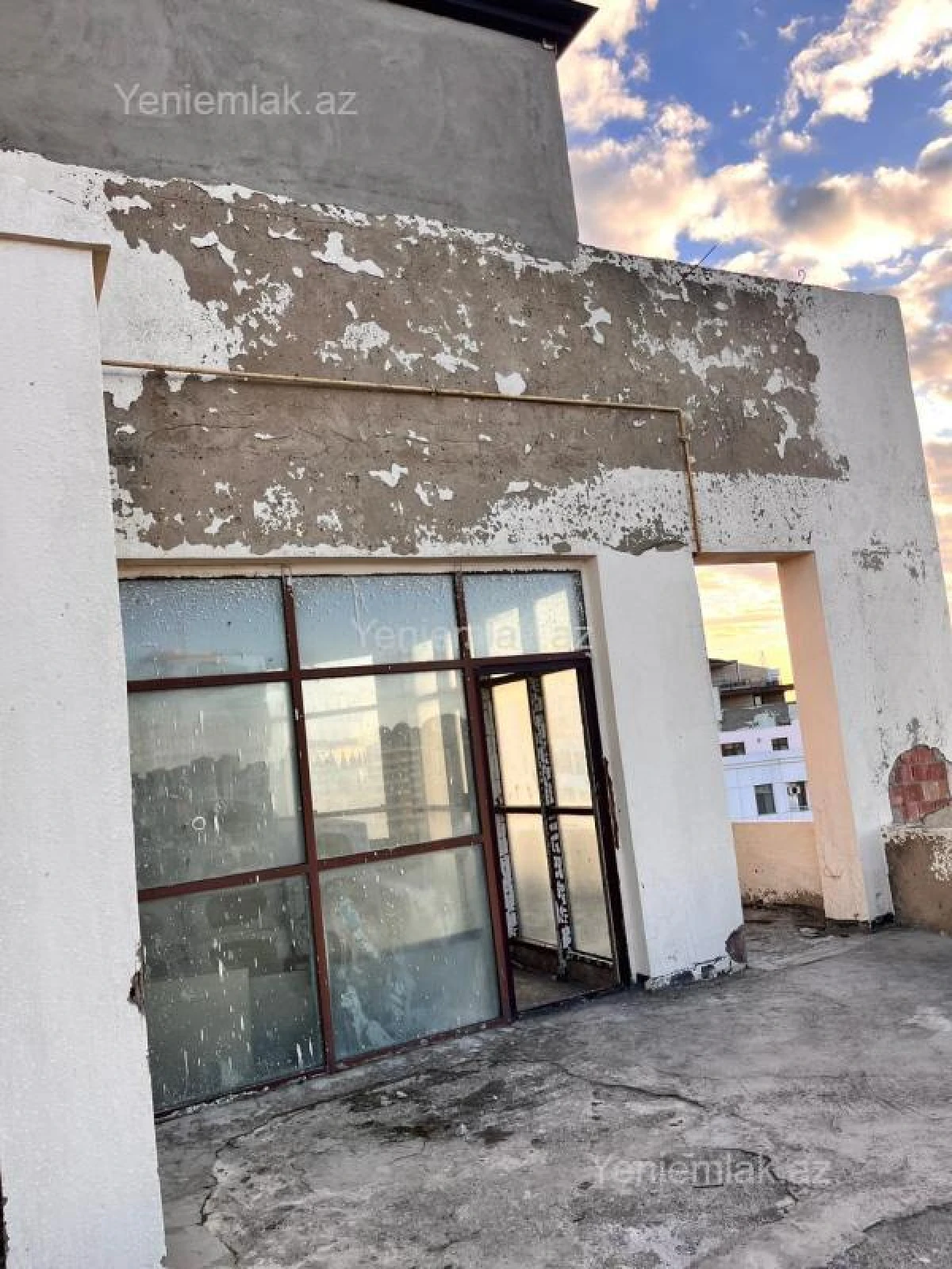 Satılır 3 otaqlı yeni tikili 210 m²