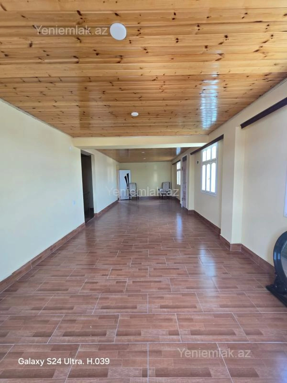 Satılır 7 otaqlı həyət evi 250 m²